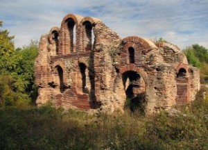 Беловска базилика и крепост Траянови врата @ Беловска базилика